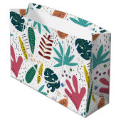Tropisches Muster mit bunten Blätter Große Geschenktüte (Rückseite Schrägansicht)