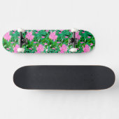 Tropisches Muster mit Dschungel-Blumen Skateboard (Horizontal)