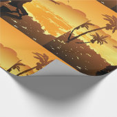 Tropisches Paar, das beim Sonnenuntergang am Stran Geschenkpapier