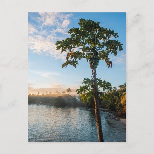 Tropisches Paradies bei Sonnenuntergang, Fidschi Postkarte (Vorderseite)