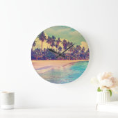 Tropisches Paradies: Meer, Hotel, Strand. Große Wanduhr (Zuhause)