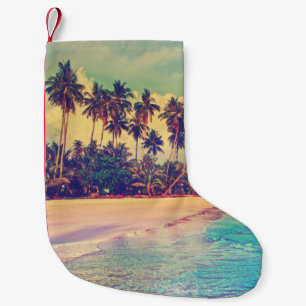Tropisches Paradies: Meer, Hotel, Strand. Kleiner Weihnachtsstrumpf