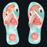 Tropisches Paradies rosa Flamingos mit Monogramm Badesandalen<br><div class="desc">Entfliehen Sie dem Paradies in diesen lustigen und modischen Flip Flops mit Aquarell rosa Flamingos mit einem palmenfarbenen gemusterten Hintergrund in Karibik Aqua. Bearbeiten Sie das Beispielmonogramm mit den gewünschten Initialen. Diese machen großartige Geschenke für Brautmädchen, Freunde oder für dich selbst. Sie sind auch eine gute Idee für Hochzeitsgäste außerhalb...</div>