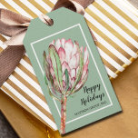 Tropisches Pink-Protea-Flora auf Minze Geschenkanhänger<br><div class="desc">Eine wunderschöne handgemalte Aquarell rosa Protea Blumenblüte auf einem Minzgrün Hintergrund,  PERSONALISIEREN Sie diese Geschenktags / Gastgeschenk Tags für Ihren Anlass. Ändern Sie die Hintergrundfarbe in eine beliebige Farbe! PASSENDE Artikel in unserem Geschäft.</div>