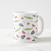 Tropisches Wassermelon und Krokodilmuster Jumbo-Tasse (Vorderseite Rechts)