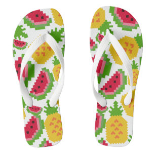Tropisches Wassermelonen- und Ananas-Pixelmuster Badesandalen