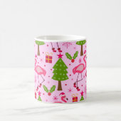 Tropisches Weihnachtsfest Flamingo mit Pine Tree a Kaffeetasse (Mittel)