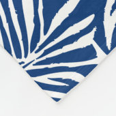 Tropisches weißes und blaues Leaf-Muster Fleecedecke (Ecke)