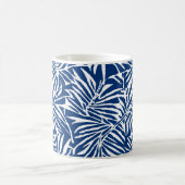 Tropisches weißes und blaues Leaf-Muster Kaffeetasse (Mittel)