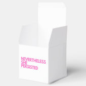 Trotzdem beharrte sie geschenkschachtel (Geöffnet)