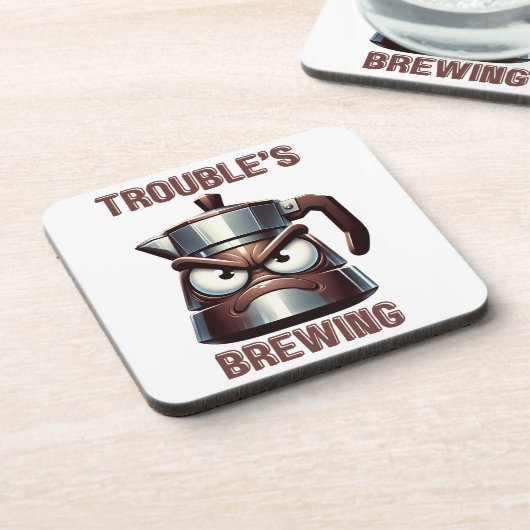 Trouble's Brewing - Angry Moka Espresso Pot Getränkeuntersetzer (Linke Seite)