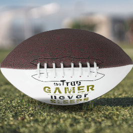 True Gamer schläft nie für lustige Typografie-Game Football