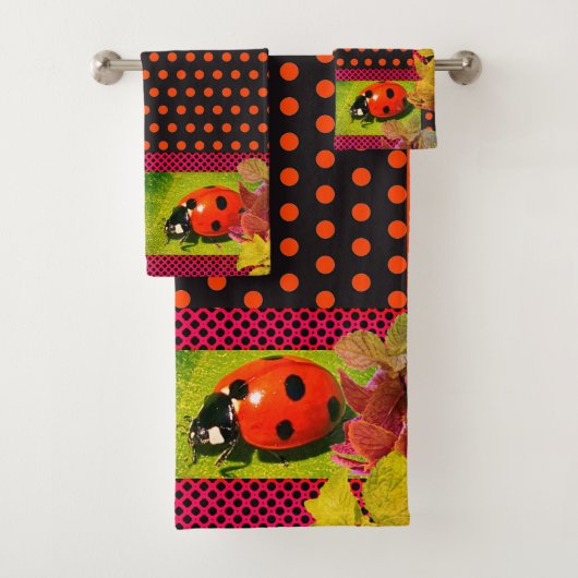 True Love Bug Ladybug Badhandtuch Set (Insitu)