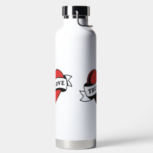True Love Tattoo Heart   Klassisches Romandesign Trinkflasche
