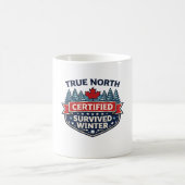 True North Certified — Survived Winter Mug Kaffeetasse (Mittel)