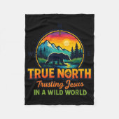 True North Vbs 2025 Trusting Jesus Wilderness Chri Fleecedecke (Vorderseite)