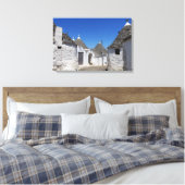 Trulli-Häuser in Alberobello, Puglia, Leinenschrif Leinwanddruck (Insitu (Schlafzimmer))