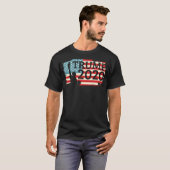 Trump 2020 - Behalt Amerika groß T-Shirt (Vorne ganz)