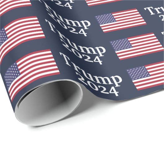 Trump 2024 Amerikanische Flagge auf blau Geschenkpapier (Rolleneckpunkt)