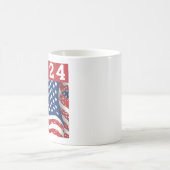 Trump 2024 Amerikanische Flagge Kaffeetasse (Mittel)