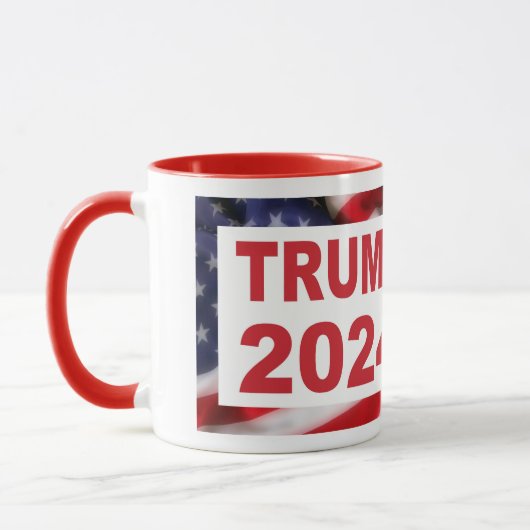 Trump 2024 Amerikanische Flagge Tasse (Links)