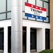 Trump 2024 banner (Äußeres Gebäude)