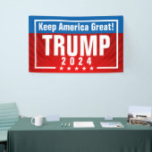 Trump 2024 Behielt Amerika mit großen Sternen Banner (Messeveranstaltung)