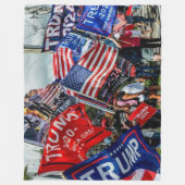 TRUMP 2024 FLEECEDECKE (Vorderseite)