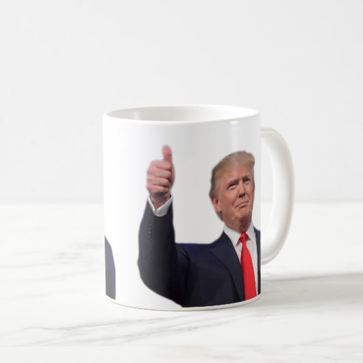 Trump 2024-Geschenk Kaffeetasse (VorderseiteRechts)
