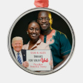 Trump 2024 Ihr Personalisiertes Foto Weihnachten Ornament Aus Metall (Vorne)