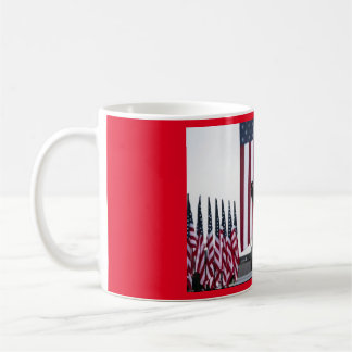 Trump 2024 nimmt Amerika zurück Kaffeetasse