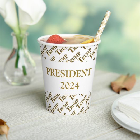 TRUMP 2024 PAPPBECHER (In Situ)