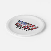 Trump 2024 - Patriotische Blockbriefe Pappteller (Schrägansicht)