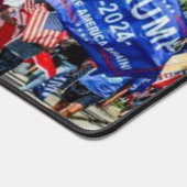 TRUMP 2024 SCHREIBTISCHUNTERLAGE (Ecke)