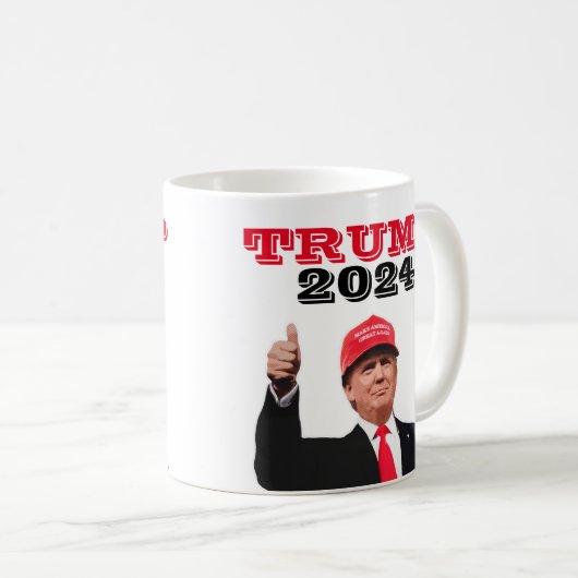 Trump 2024 stockt auf kaffeetasse (VorderseiteRechts)