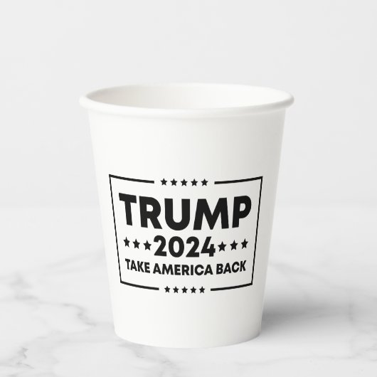 Trump 2024 Trump nimmt Amerika zurück Pappbecher (Vorderseite)