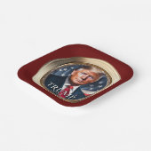 Trump 2024 Wahlkampagne Republikanisches Rotes Pap Pappteller (Gewinkelt)