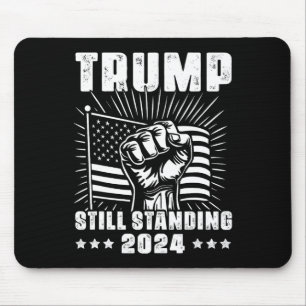 Trump 2025 Steht Immer Noch Amerikanische Flagge D Mousepad