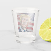Trump 45. Präsident der USA - Geschenk Schnapsglas (Rückseite)