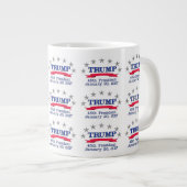 Trump 45. Präsident Jumbo-Tasse (Vorderseite Rechts)