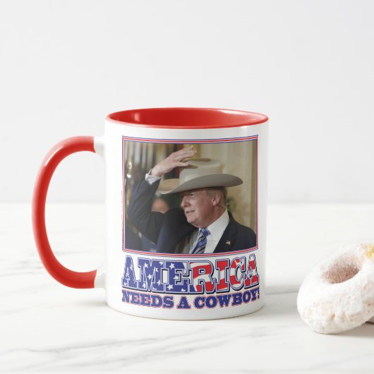 TRUMP-AMERIKA-COWBOY TASSE (Mit Donut)