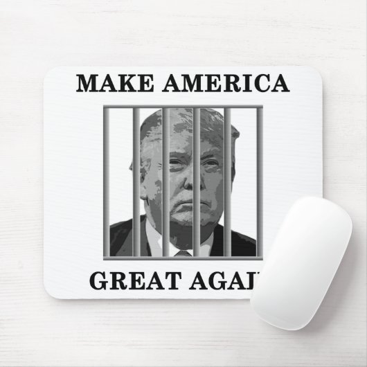 Trump Behind Bars Mousepad (Mit Mouse)