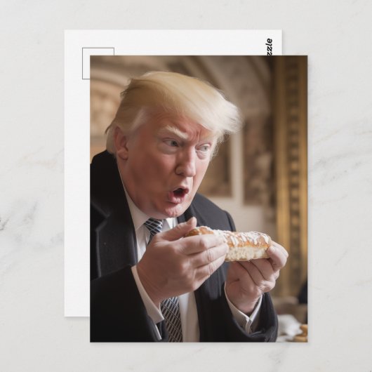 Trump bewundert sein Stollenbrot Postkarte (Vorne/Hinten)