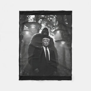 Trump Bigfoot UFO Außerirdische Begegnung Uap Inva Fleecedecke