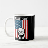Trump Bulletproof - Versuch von Donald Trump zur E Kaffeetasse (Links)