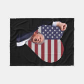 Trump Defiant Fleecedecke (Vorderseite (Horizontal))
