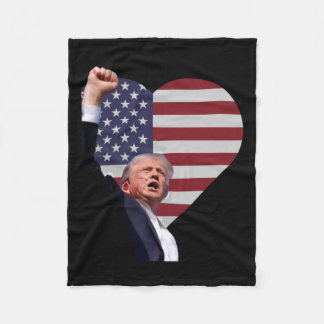 Trump Defiant Fleecedecke