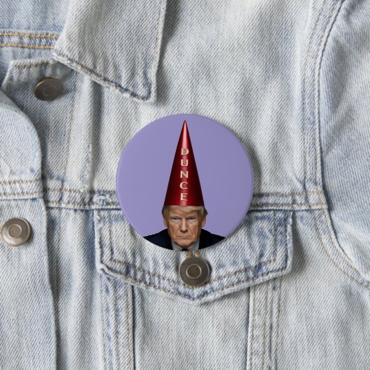 Trump Dunce Button (Beispiel)