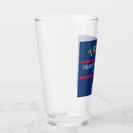 Trump entzieht dem Sumpf-Tumbler Glas (Rechts)