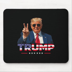 Trump - Friedenszeichen Hand USA Flagge Trump 2024 Mousepad